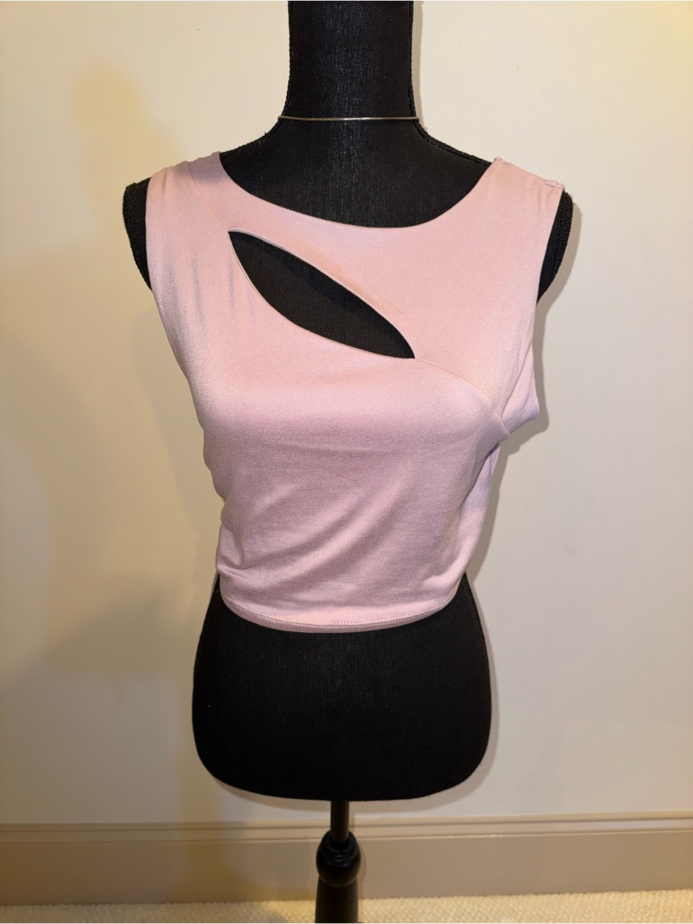 Le Lis Pink Sleeveless Cutout Crop Top